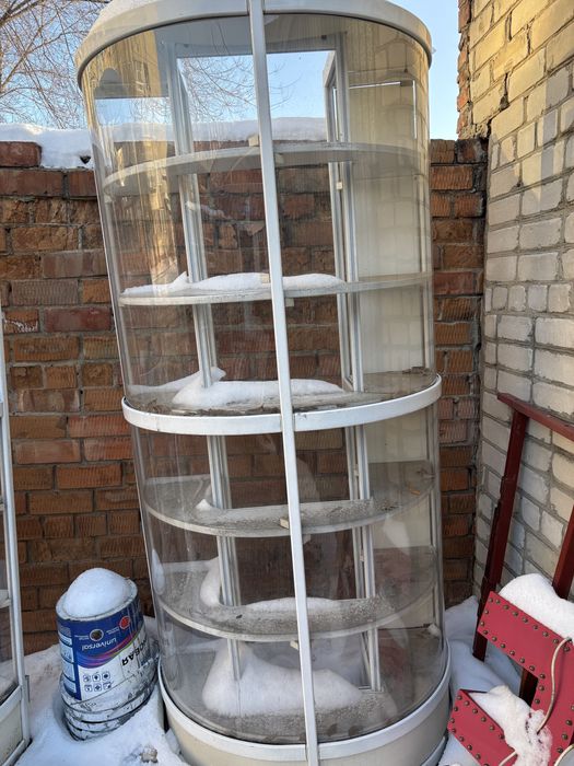 Продам стелажи, кассу