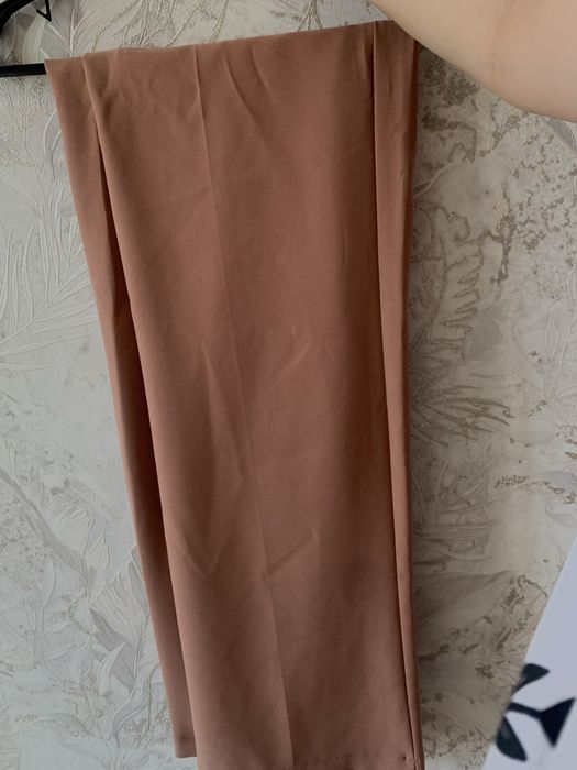 Женский костюм с пиджаком