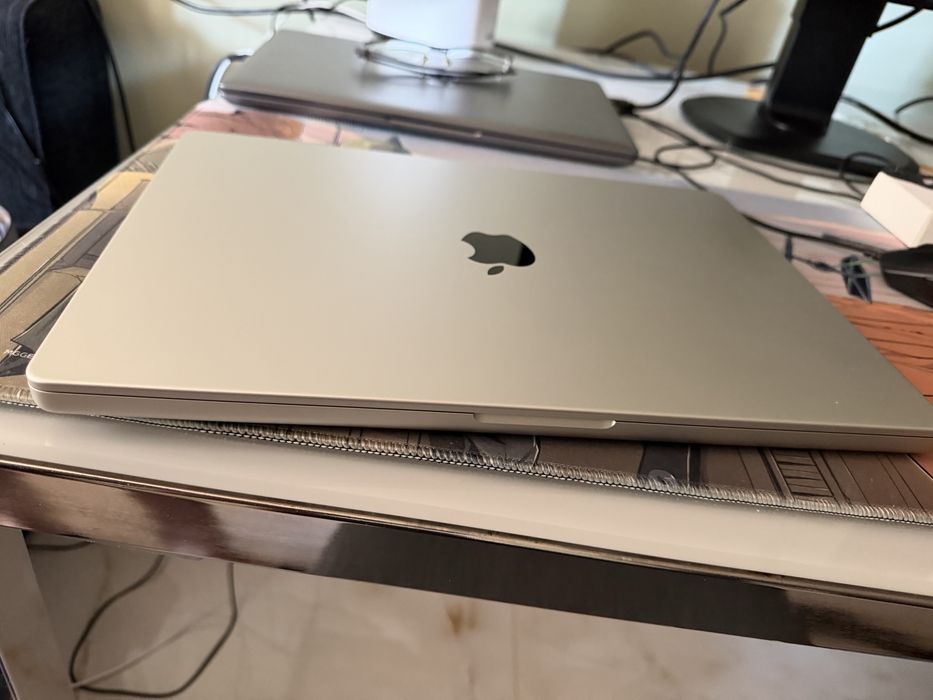 Macbook Pro M5 Max 16 inch 36gb 2tb