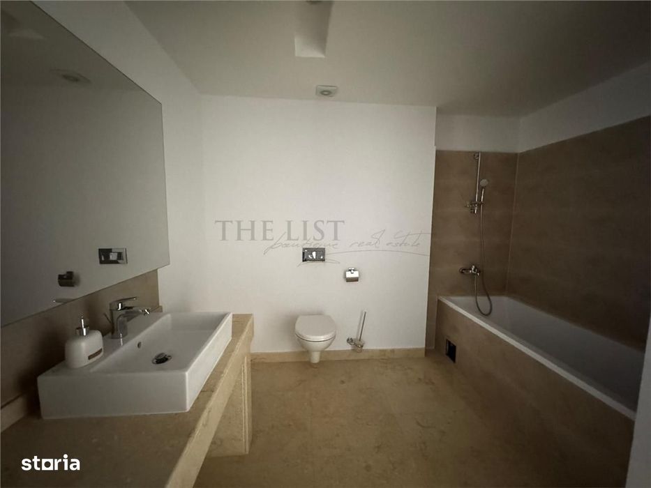 De Vanzare Vila Duplex | Oxford Gardens