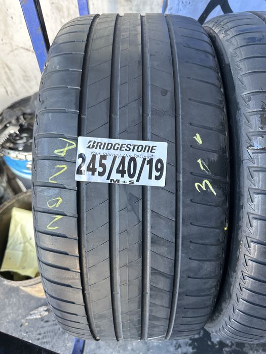 245/40/19 Bridgestone
