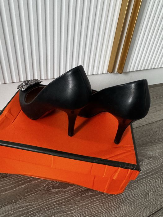 Черные туфли 5000тенге