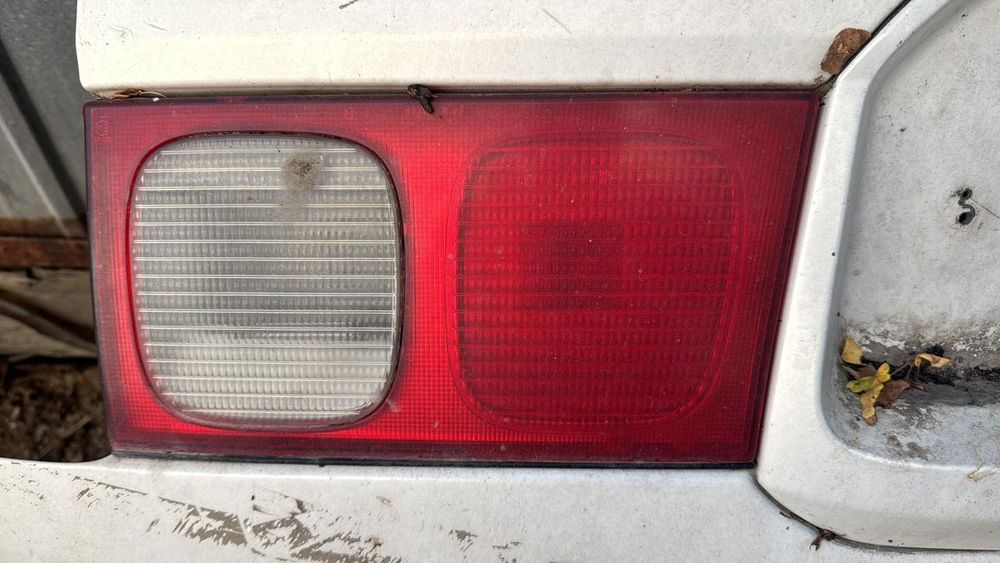 Фонарь тойота ипсум