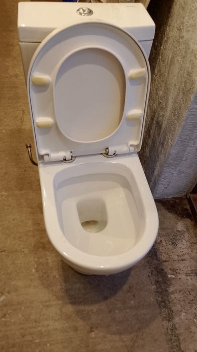Продам унитаз срочно