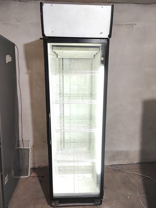 Холодильник рабочий