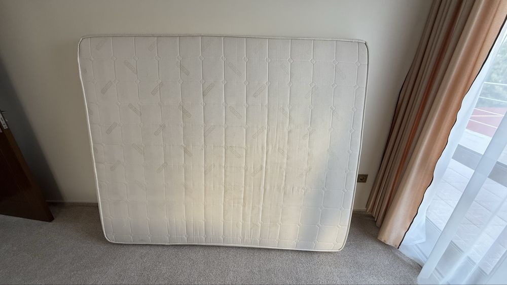 Saltea Dormeo 160x200 Memory foam si carbon