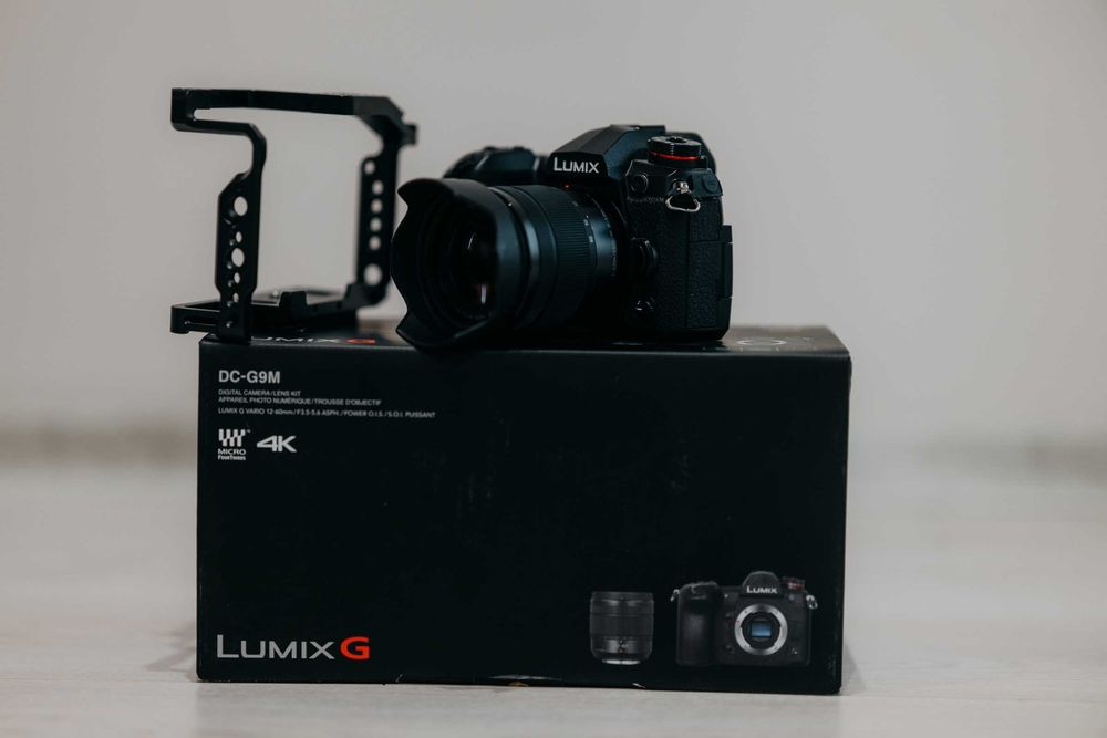 Panasonic Lumix G9 +  obiectiv 12-60