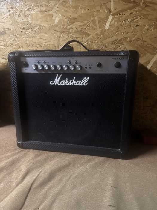 Комбоусилитель Marshall MG30CFX