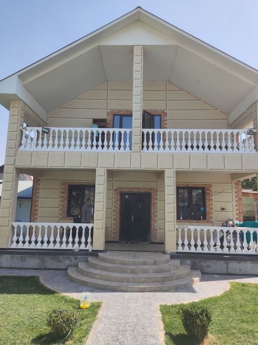 Продается дом рядом с парком янги узбекистан