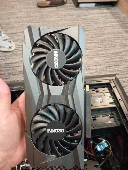 Продам Видеокарту RTX 3060 12gb