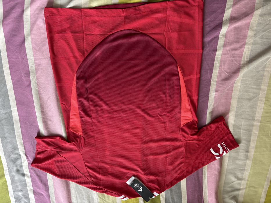 Нови футболни  тениски на Manchester Unated