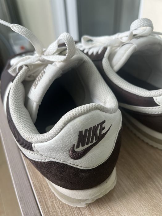 Продам оригинал кроссовки Nike