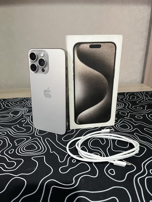 Айфон 15 про мах