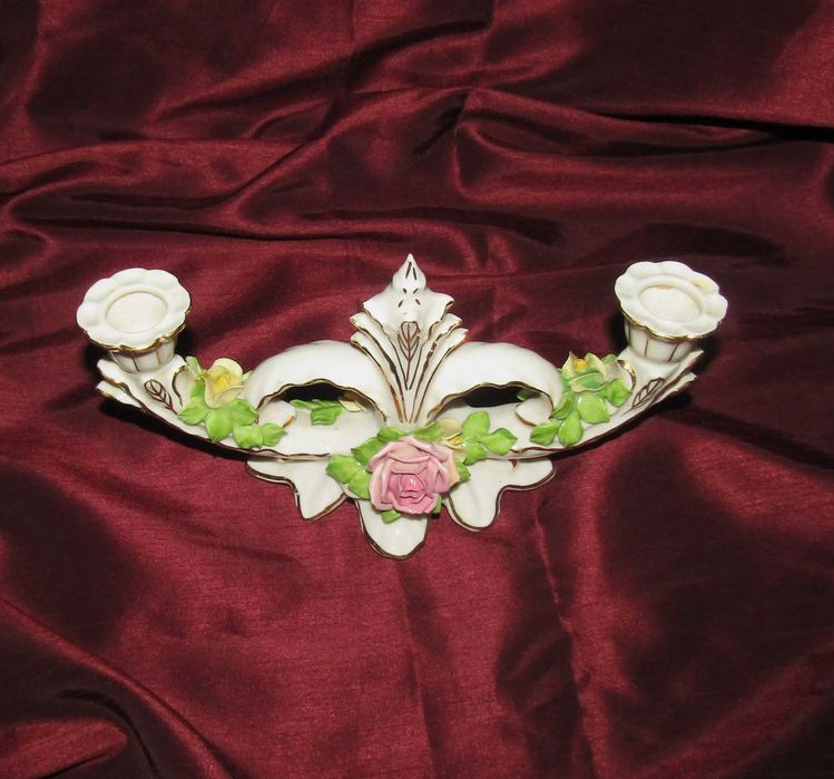 Порцеланов двоен свещник Dresden