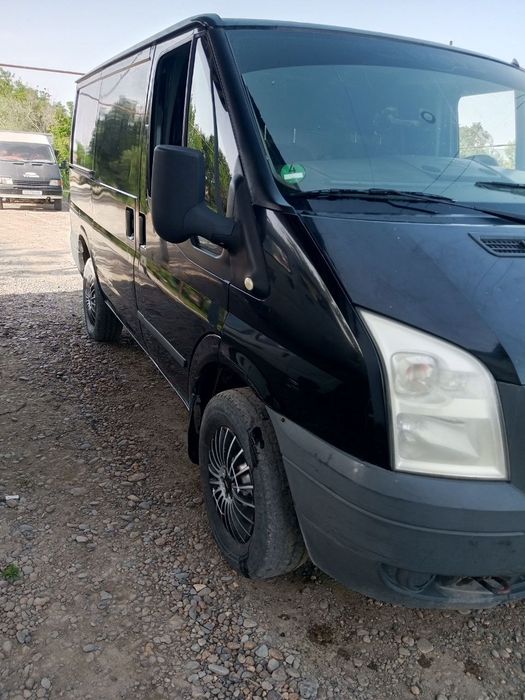 Ford sotiladi yilli 2009