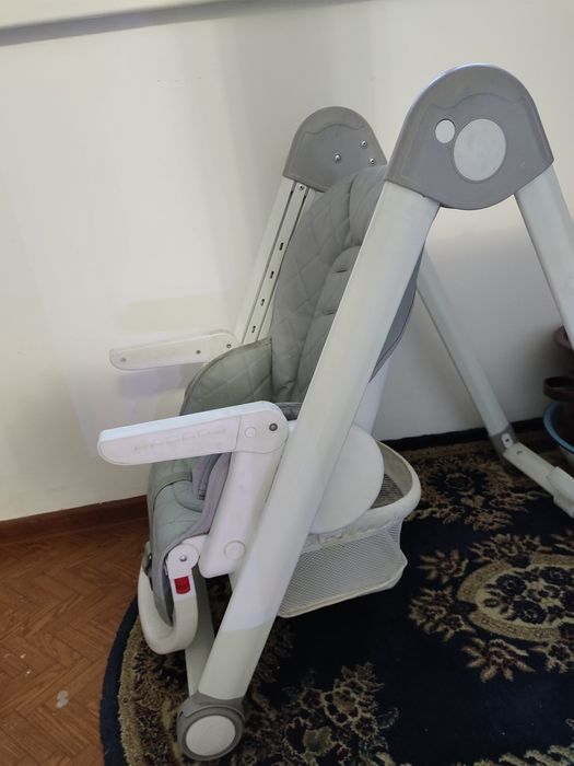 Столик, стульчик для кормления