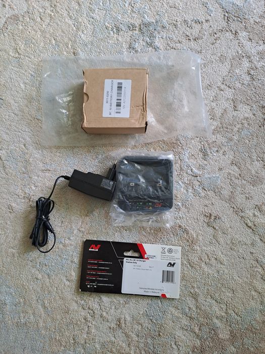 Зарядное устройство для Minelab 7000