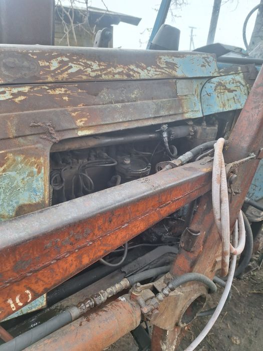 Трактор мтз 80...