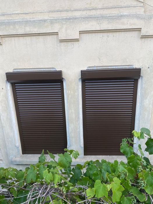 Usi garaj tip rulou/Rulouri geam