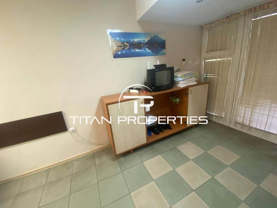 Дава се под наем Едностаен апартамент в Варна, ЖП Гара - 40 кв.м за 375 € - Снимка #3