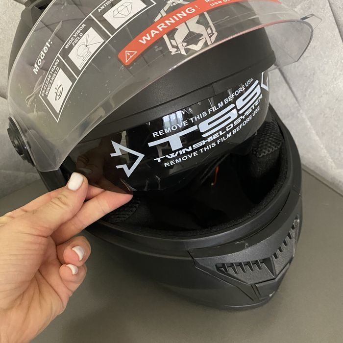 Шлем для мотоцикла, мопеда, велосипеда