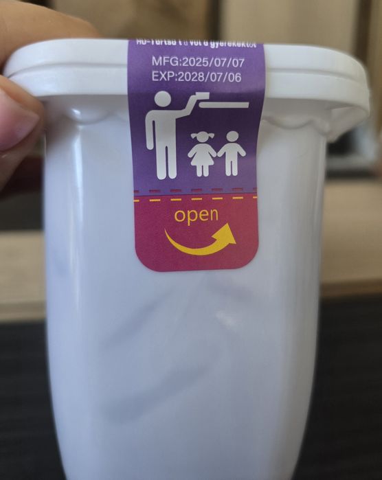 Vand capsule detergent sigilat