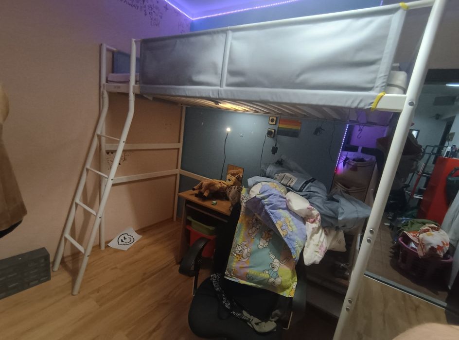 Легло на горен етаж икеа Vitval + матрак