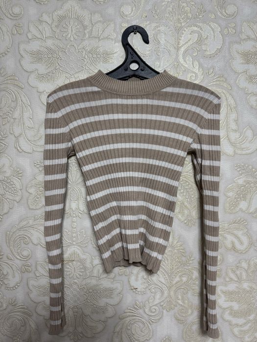 водолазка с доинным руковом