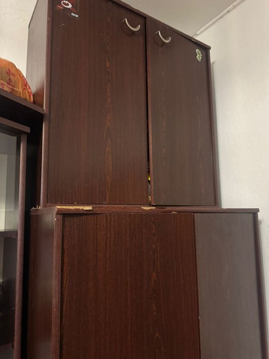 Шкаф горка для гостиной