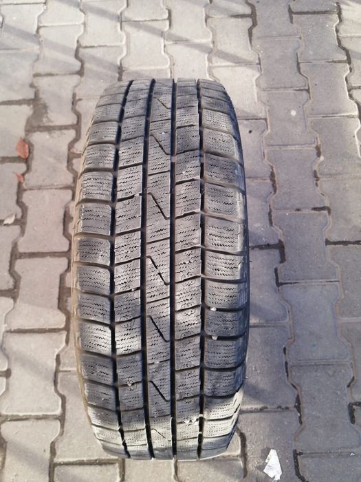 Продам Зимние шины 195’65’15