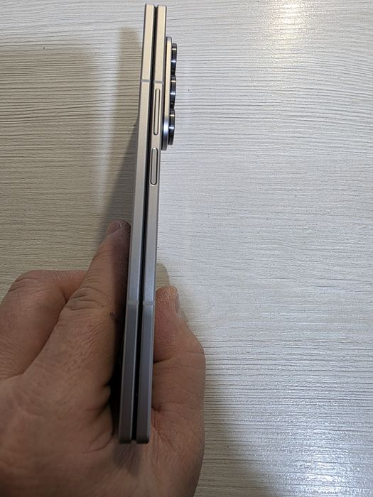 Samsung Z Fold 7 512 Gb