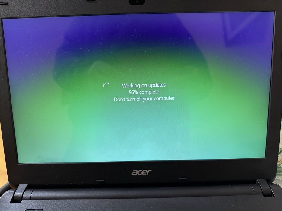 Laptop Acer ES1-411-P7B1