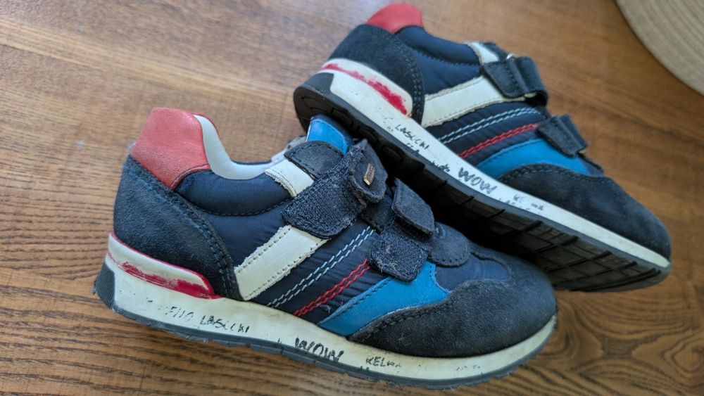 Adidași piele Lasocki