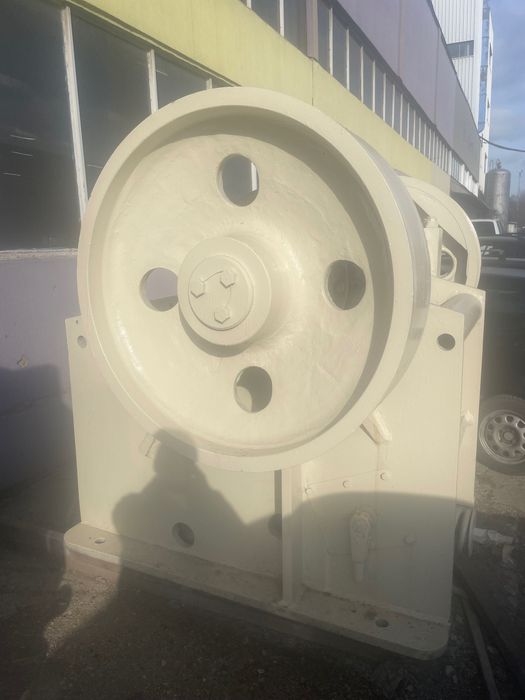 Трошачка челюстна руска 900х400