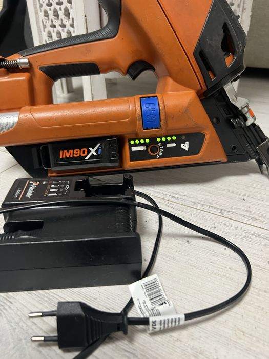 Pistol cuie paslode im90xi