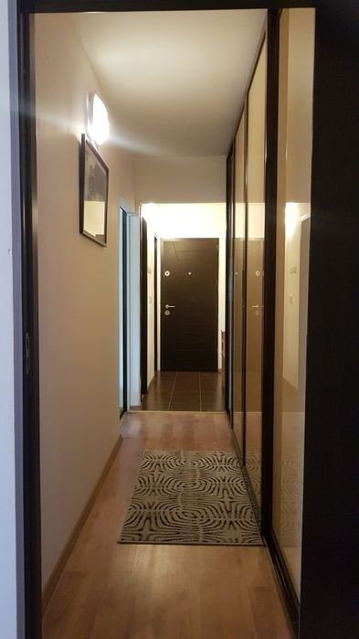 Vând apartament zona Astra