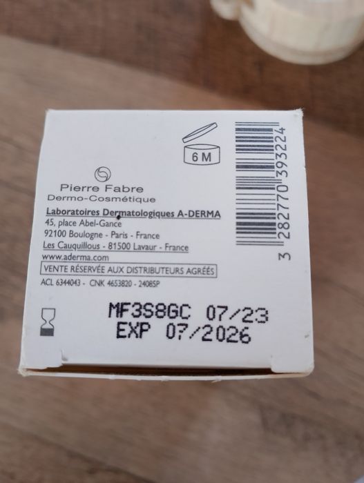 A-Derma biology energy C озаряващ бустер серум