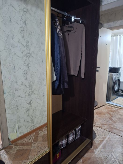 Продам шкаф лдсп