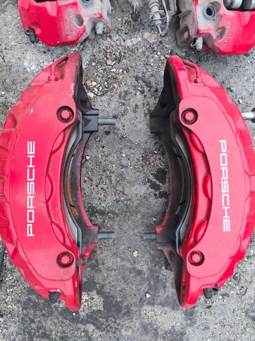 Спирачни апарати Porsche Cayene 2014 комплект 7PP615123 brembo 6 pot