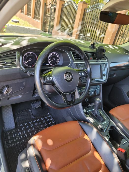 VOLKSWAGEN Tiguan 2018 — imagine 5