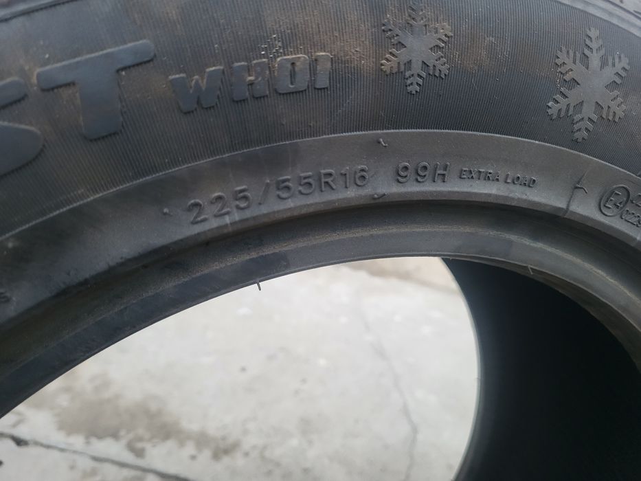 Шины зимние.продам