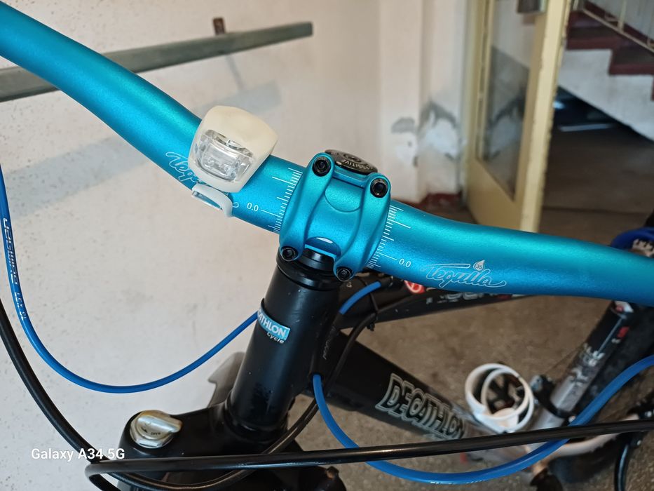 Bicicletă Decathlon Profesională