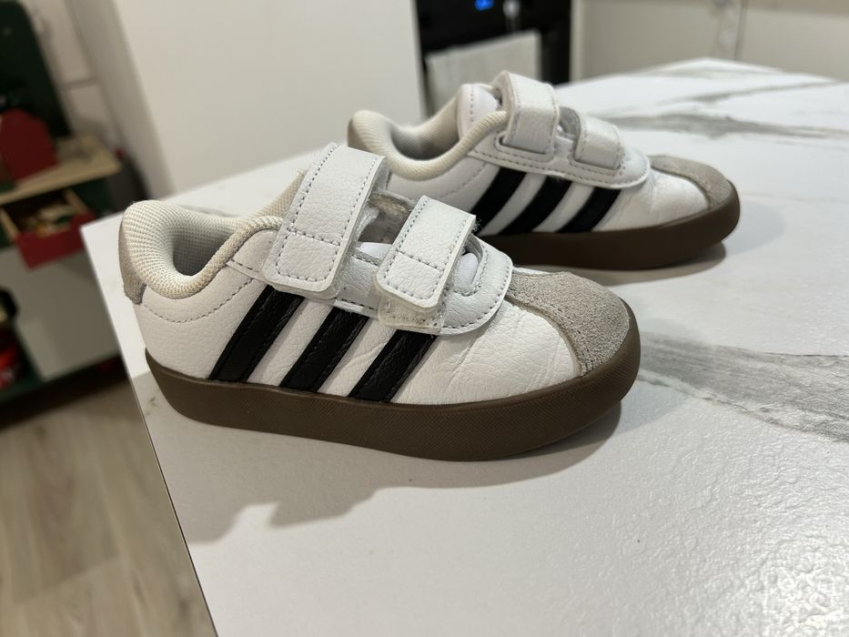 Маратонки Adidas Samba 23 номер