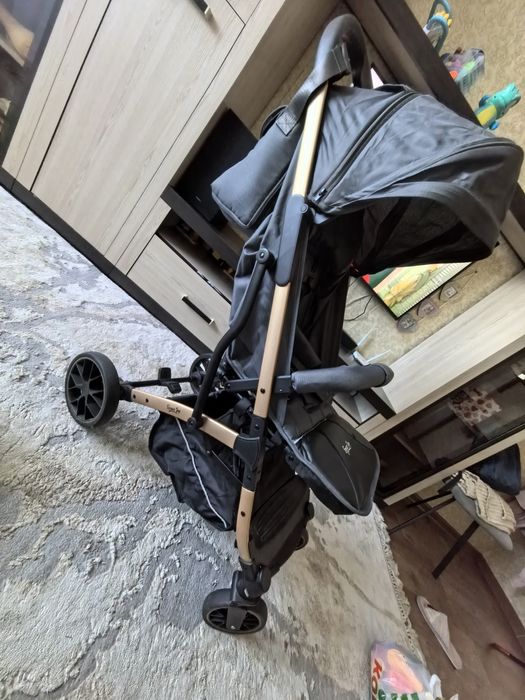 Коляска прогулочная Star Jop D600