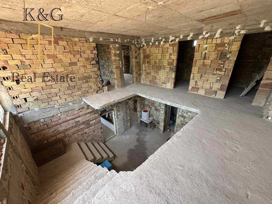 Продава се Къща в Разград, Житница - 170 кв.м за 2400 €/кв.м - Снимка #9