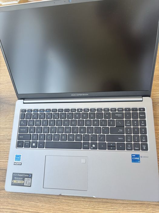 Laptop ASUS ExpertBook P1 P1503CVA schimb cu Playstation 5