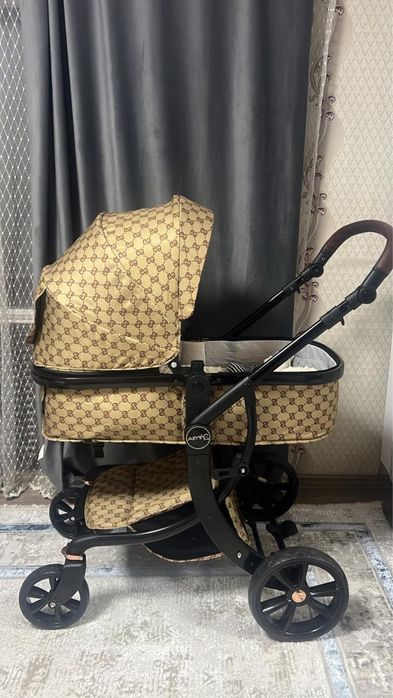 продаам коляску.