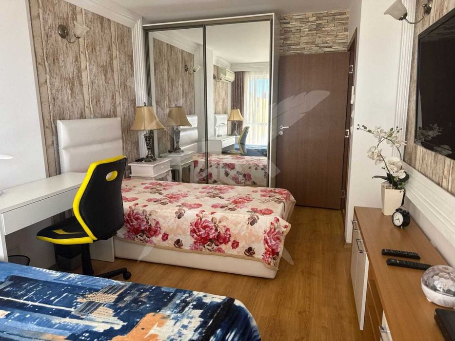 Продава се Многостаен апартамент в к.к. Слънчев бряг - 240 кв.м за 1146 €/кв.м - Снимка #4