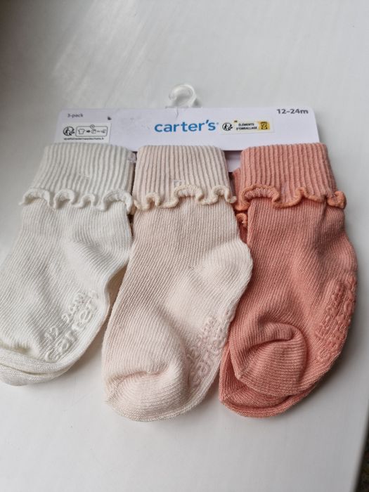 Комплект шапочек и носочков