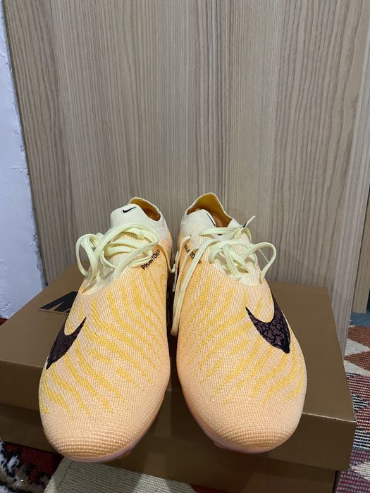 Продам бутсы